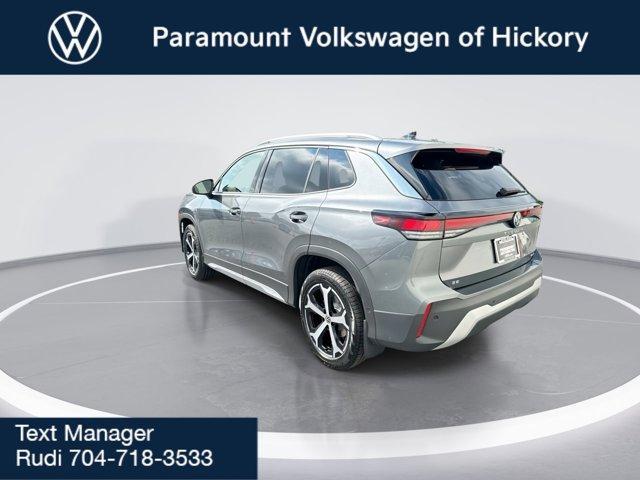 Photo of 2025 Platinum Gray Metallic Volkswagen Tiguan