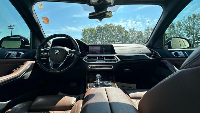 Photo of 2019 Gray Metallic BMW X5