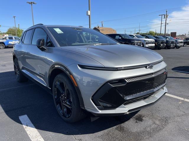 Photo of 2025 Sterling Gray Metallic Chevrolet Equinox EV