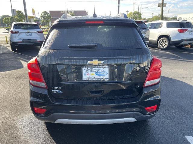 Photo of 2017 Mosaic Black Metallic Chevrolet Trax