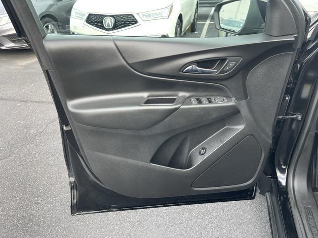 Photo of 2019 Mosaic Black Metallic Chevrolet Equinox