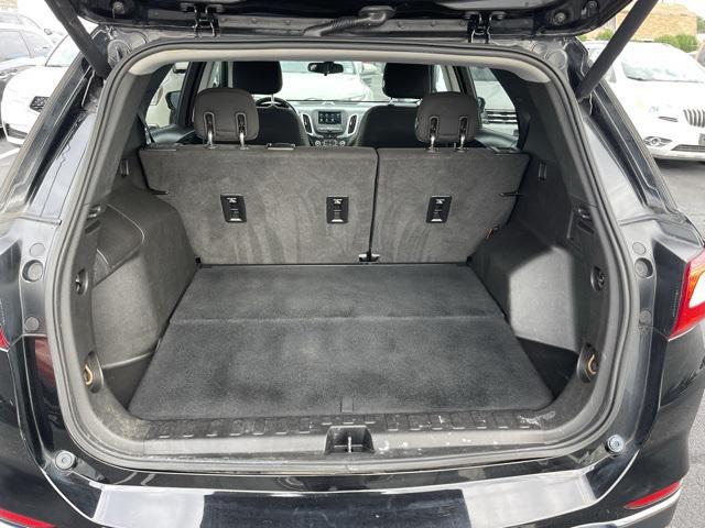 Photo of 2019 Mosaic Black Metallic Chevrolet Equinox