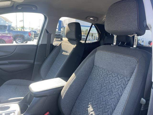 Photo of 2022 Iron Gray Metallic Chevrolet Equinox