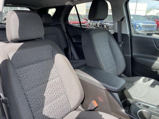 Photo of 2022 Iron Gray Metallic Chevrolet Equinox