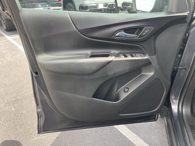 Photo of 2022 Iron Gray Metallic Chevrolet Equinox