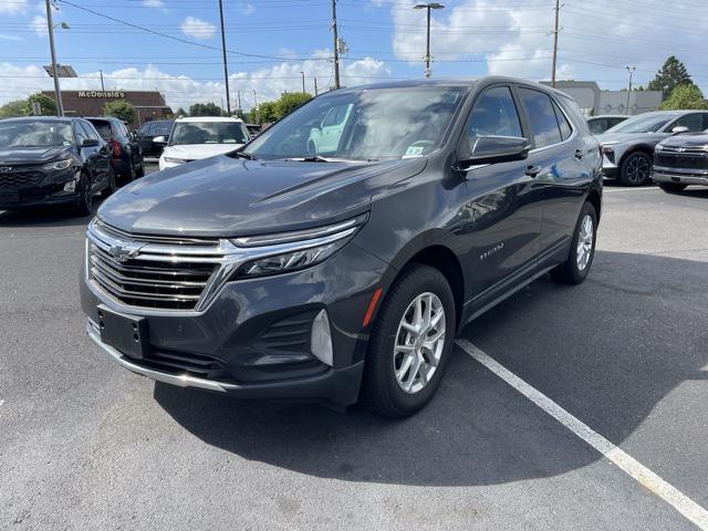 Photo of 2022 Iron Gray Metallic Chevrolet Equinox