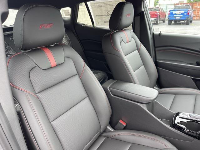 Photo of 2025 Sterling Gray Metallic Chevrolet Trax