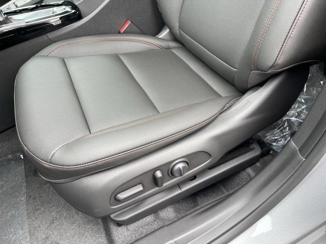 Photo of 2025 Sterling Gray Metallic Chevrolet Trax