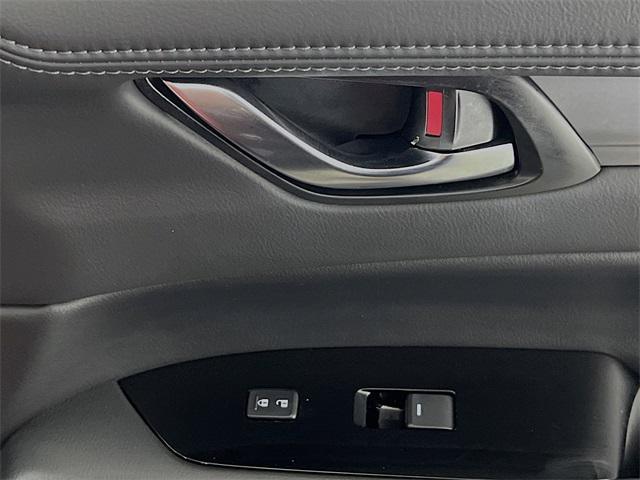Photo of 2022 Jet Black Mica Mazda CX-5