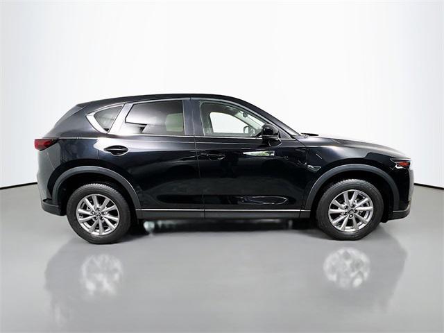 Photo of 2022 Jet Black Mica Mazda CX-5
