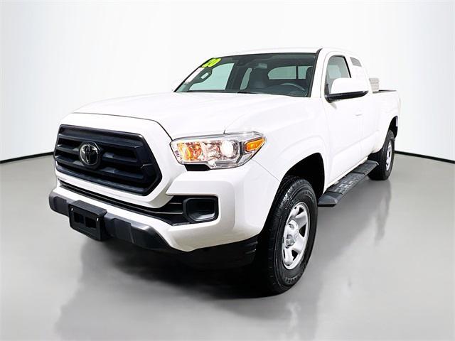 Photo of 2020 Super White Toyota Tacoma