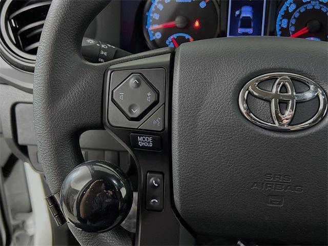 Photo of 2020 Super White Toyota Tacoma