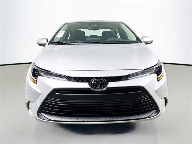 Photo of 2025 Classic Silver Metallic Toyota Corolla