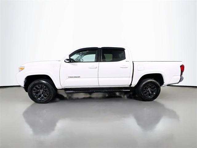 Photo of 2021 Super White Toyota Tacoma