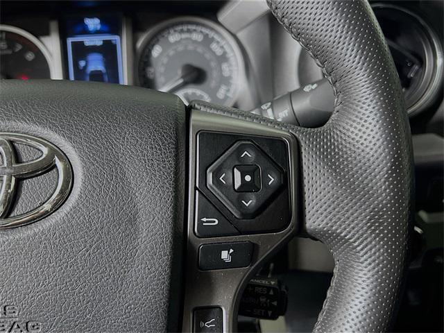 Photo of 2022 White Toyota Tacoma