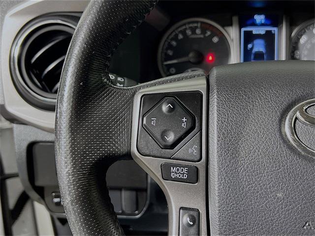 Photo of 2022 White Toyota Tacoma