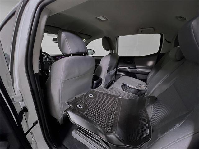 Photo of 2022 White Toyota Tacoma