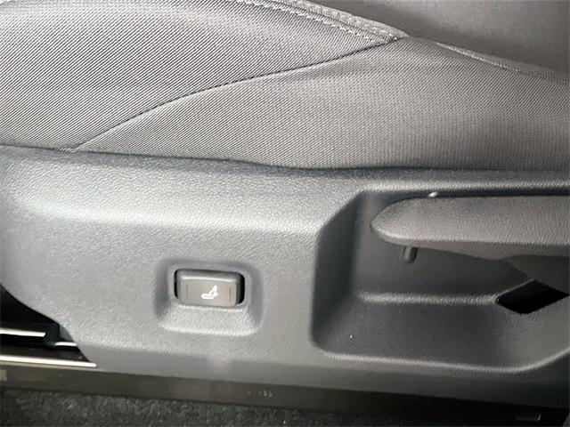 Photo of 2025 Ice Cap Toyota Tacoma