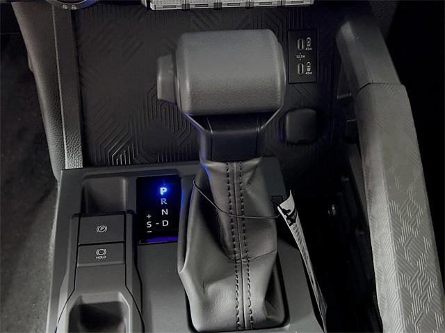Photo of 2025 Ice Cap Toyota Tacoma