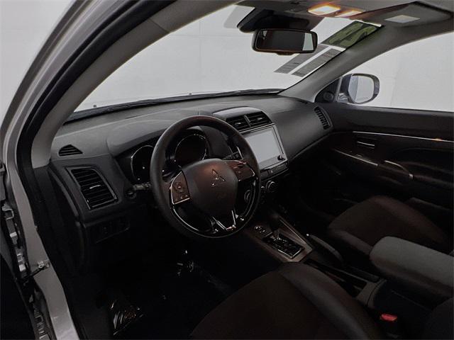 Photo of 2024 Alloy Silver Metallic Mitsubishi Outlander Sport