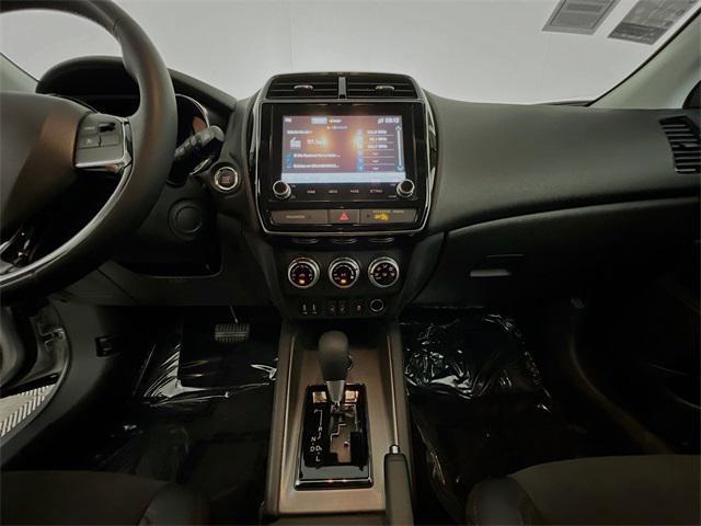 Photo of 2024 Alloy Silver Metallic Mitsubishi Outlander Sport