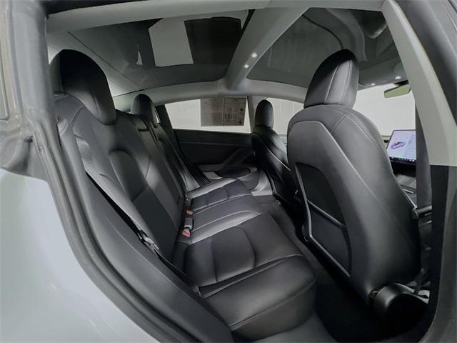 Photo of 2021 Pearl White Multi-Coat Tesla Model 3