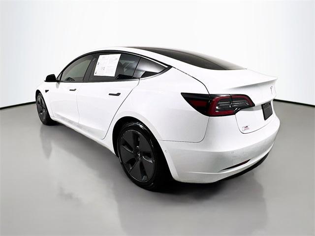 Photo of 2021 Pearl White Multi-Coat Tesla Model 3