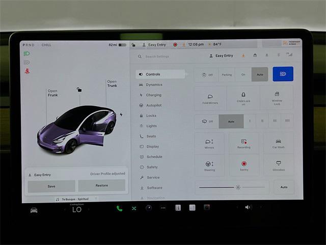 Photo of 2021 Pearl White Multi-Coat Tesla Model 3