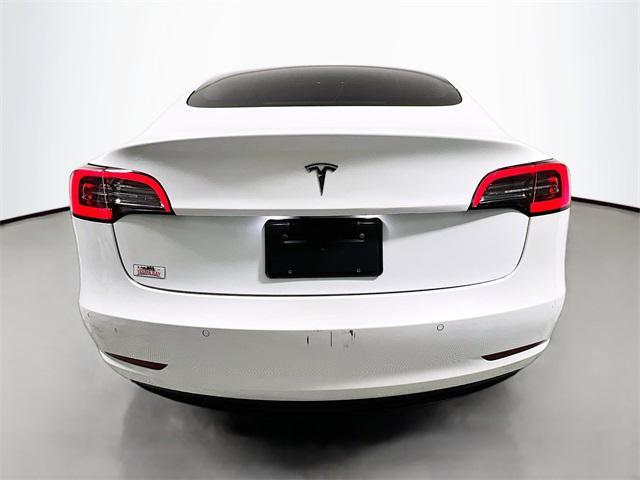 Photo of 2021 Pearl White Multi-Coat Tesla Model 3