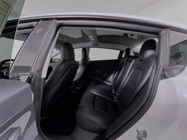Photo of 2021 Pearl White Multi-Coat Tesla Model 3