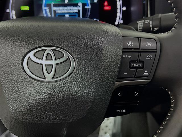 Photo of 2025 Ice Toyota Camry