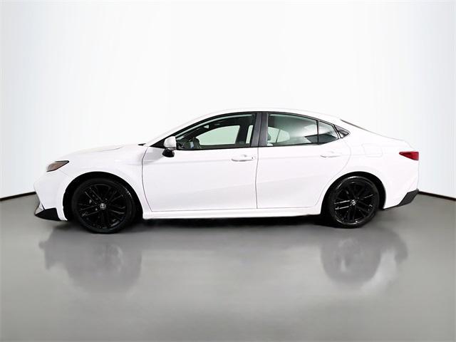 Photo of 2025 Ice Toyota Camry