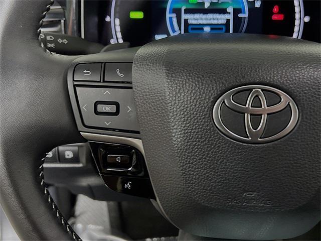 Photo of 2025 Ice Toyota Camry