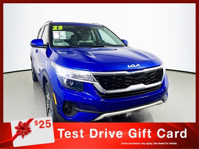 Photo of 2023 Neptune Blue Kia Seltos