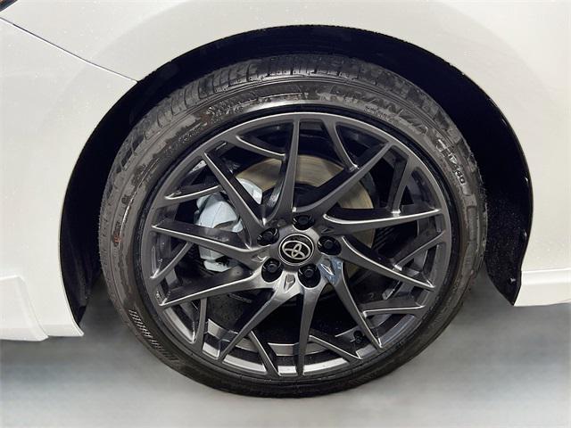 Photo of 2025 Wind Chill Prl Toyota Camry