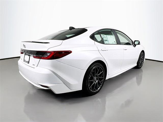 Photo of 2025 Wind Chill Prl Toyota Camry