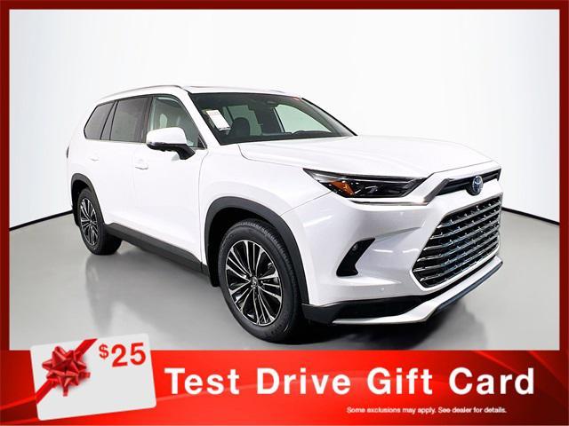 Photo of 2025 Wind Chill Prl Toyota Grand Highlander Hybrid