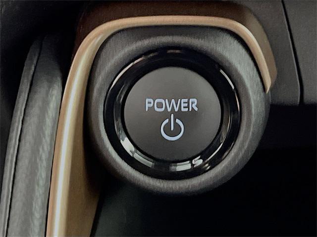 Photo of 2025 Wind Chill Prl Toyota Grand Highlander Hybrid