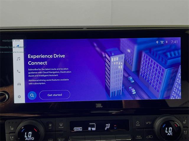 Photo of 2025 Wind Chill Prl Toyota Grand Highlander Hybrid