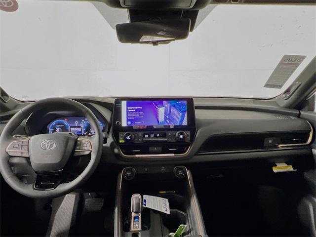Photo of 2025 Wind Chill Prl Toyota Grand Highlander Hybrid
