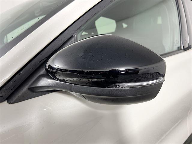 Photo of 2021 Star White Metallic Tri-Coat Ford Mustang Mach-E