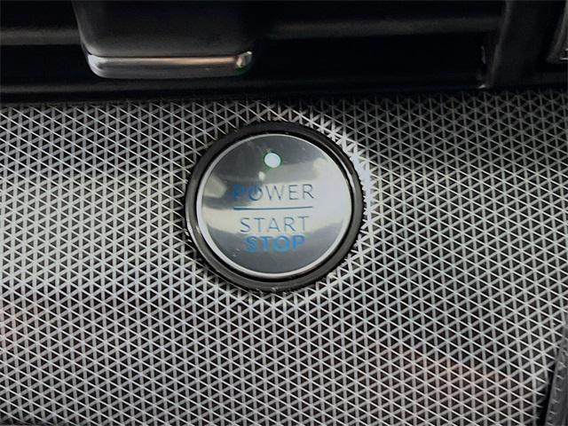 Photo of 2021 Star White Metallic Tri-Coat Ford Mustang Mach-E