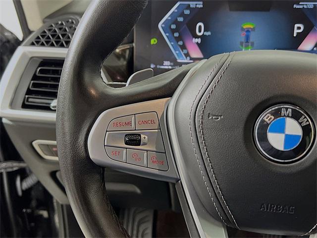 Photo of 2023 Black Sapphire Metallic BMW X7