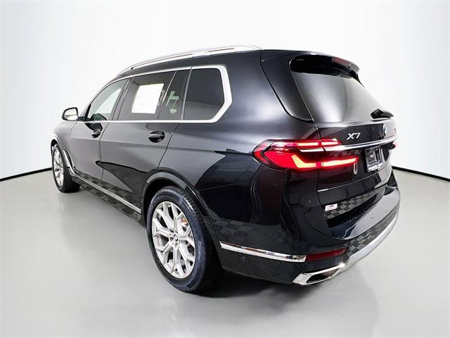 Photo of 2023 Black Sapphire Metallic BMW X7