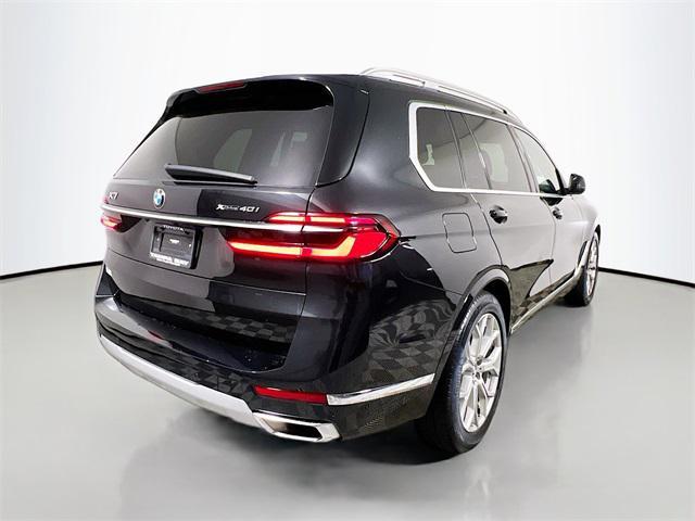 Photo of 2023 Black Sapphire Metallic BMW X7
