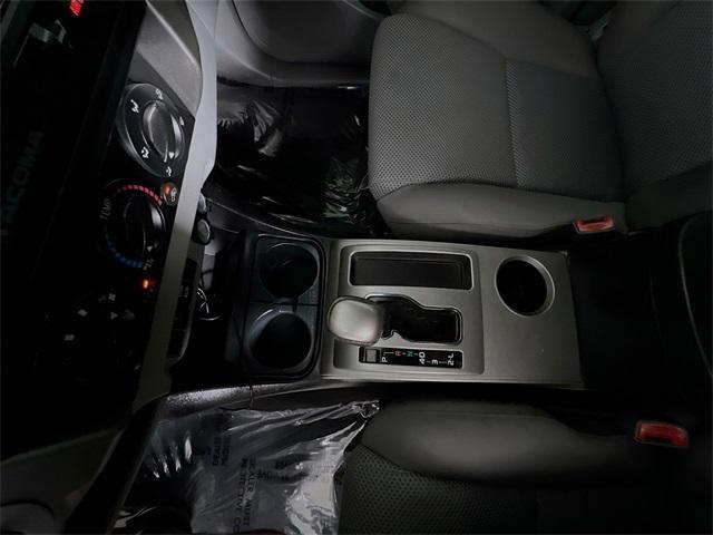 Photo of 2015 Blue Ribbon Metallic Toyota Tacoma