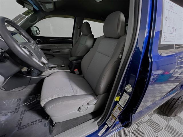 Photo of 2015 Blue Ribbon Metallic Toyota Tacoma