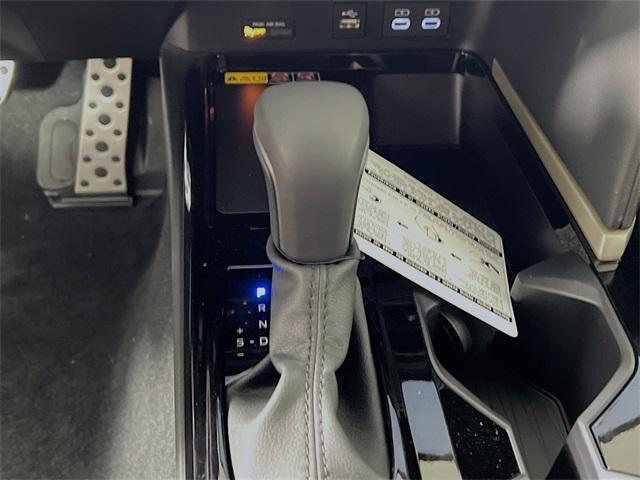 Photo of 2026 Wind Chill Prl Toyota Camry