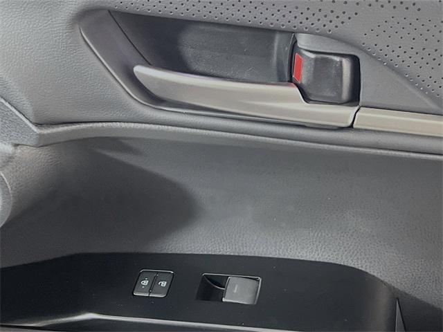 Photo of 2026 Wind Chill Prl Toyota Camry