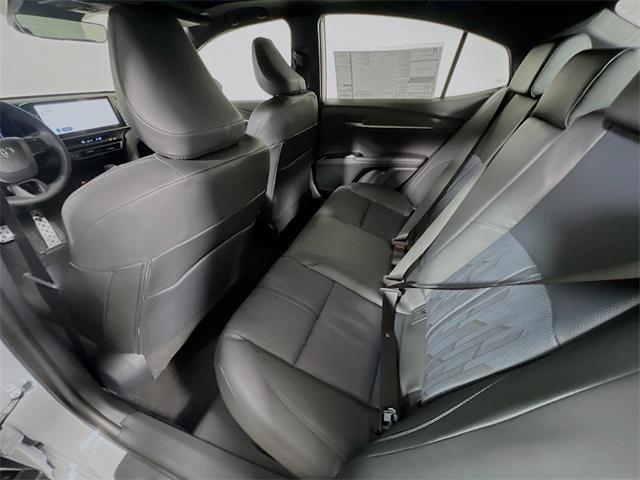 Photo of 2026 Wind Chill Prl Toyota Camry